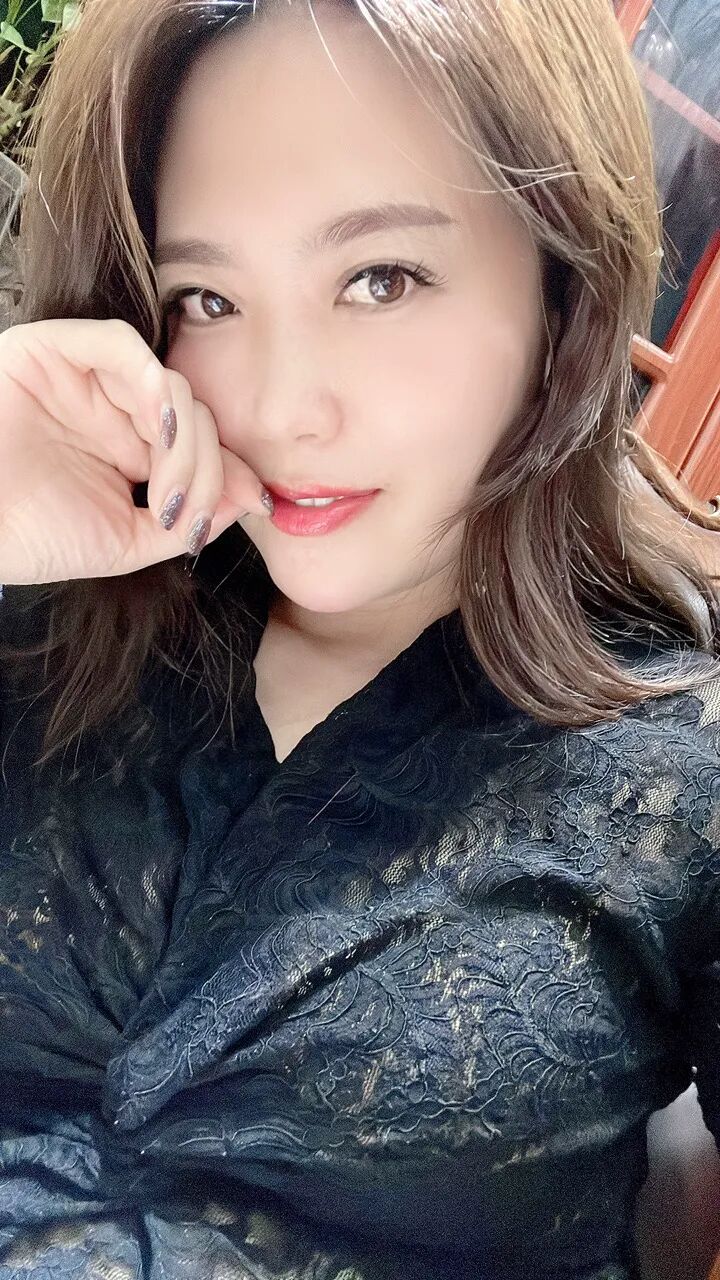 虎泉的一个丰满妹子